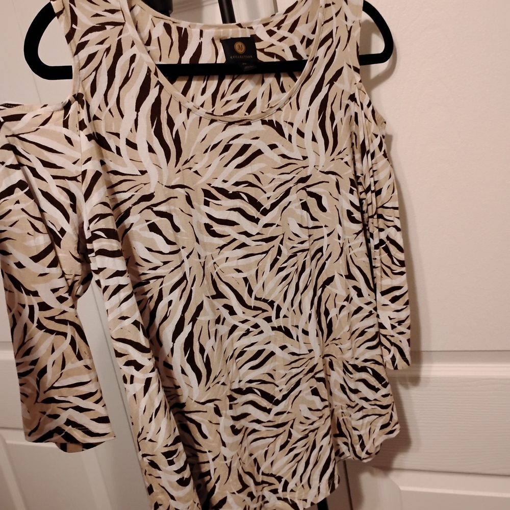 JM Collection Cream Cold Shoulder Top Size LP